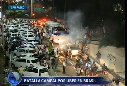 Violenta protesta de taxistas en San Pablo tras la regularización de Uber
