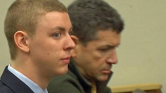 Indignación en las redes sociales por el padre que defiende a su hijo violador