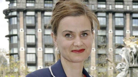 Reino Unido: murió la diputada británica atacada por un fanático de ultraderecha