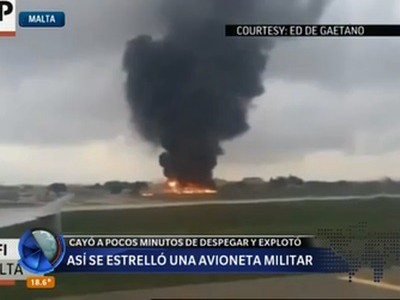 Accidente de un avión militar registrado en video