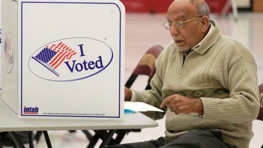 Largas filas para votar, errores en las máquinas e intimidaciones: lo que dejó la jornada electoral