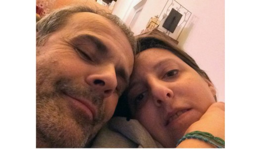 Detuvieron a un médico y a una enfermera por asesinar con inyecciones al esposo de la mujer y a cuatro pacientes