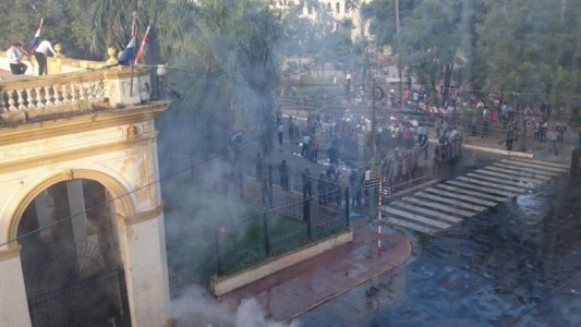 Paraguay: Disturbios por la decisión del Senado de aprobar la reelección presidencial