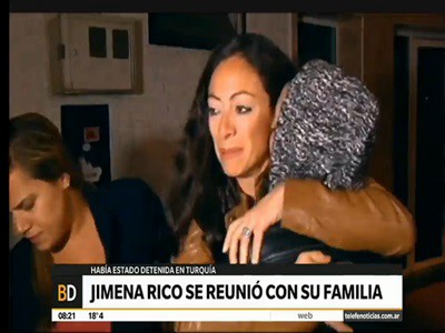 Volvió a Barcelona la joven argentina que estuvo detenida en Turquía