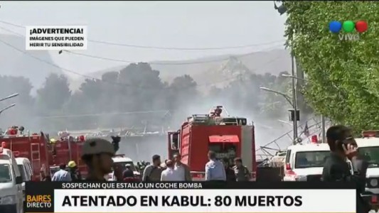 Ochenta muertos en un ataque con camión bomba en Afganistán
