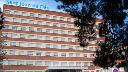 Murió un joven sonámbulo al caerse desde un primer piso