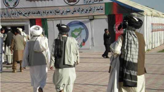 Paquistán: ordenaron la "violación por venganza" de una adolescente delante de sus padres