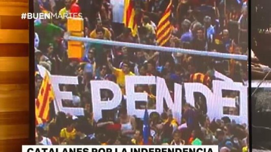 Los catalanes marchan a favor de independencia