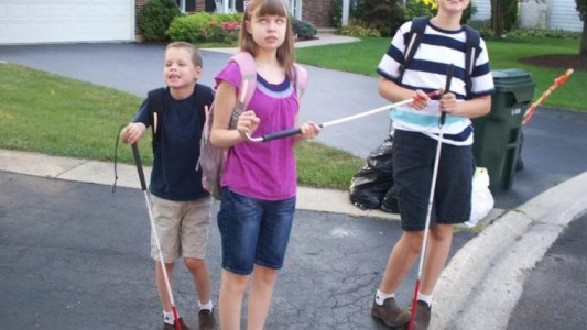 La historia de la familia que enterró a tres de sus hijos en un fin de semana