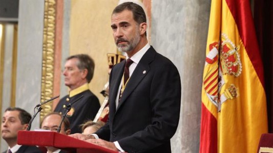Escala la crisis en Cataluña y anunciaron la intervención del Rey de España