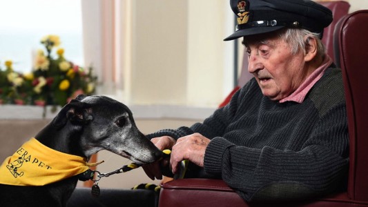 Estado británico abordará el problema de la soledad, que afecta a nueve millones de personas