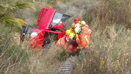 ¿Cayó por un barranco o la tiraron?