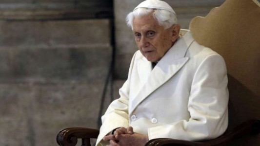 "Estoy en peregrinaje hacia casa", Benedicto XVI anticipa su muerte a través de una emotiva carta