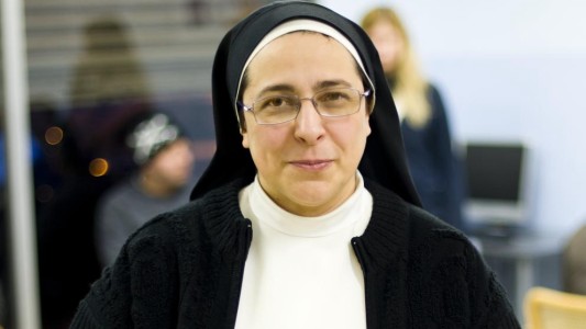 Una mujer de 83 años pasó tres días sin comer por no alcanzarle la pensión