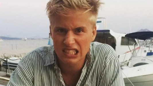 Un joven se quitó la vida tras que sus compañeros difundan en redes sociales su encuentro sexual