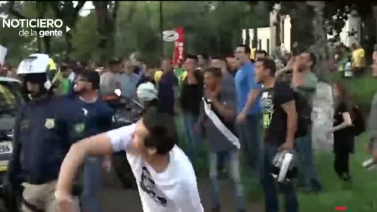 Investigan el ataque a balazos a la caravana de Lula