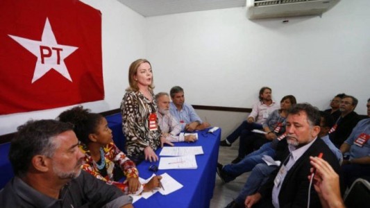 Brasil: el Partido de los Trabajadores ratificó la candidatura de Lula a la presidencia