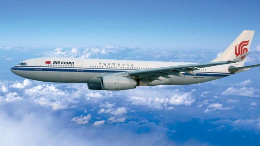 Un vuelo París-Pekín debió volver a Francia tras una alerta "terrorista"