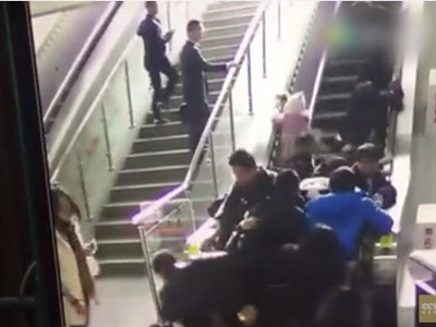 #EsViral la escalera mecánica que cambió de dirección