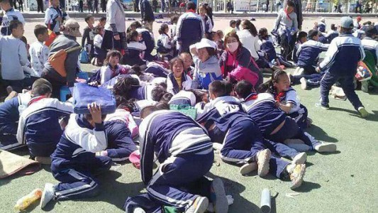 Un video captó el momento exacto en el que un tornado hizo volar a una nena de 9 años