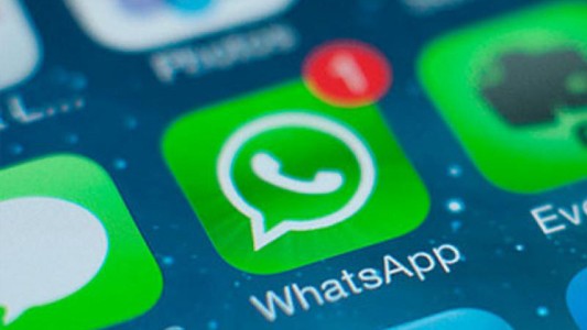 "Whatsapp", "wasap", "wasapear": La Academia Real Española nos pone los puntos