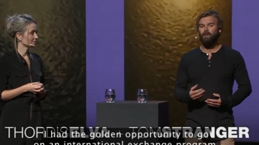 Una víctima y su violador se reúnen 20 años después para contar su historia