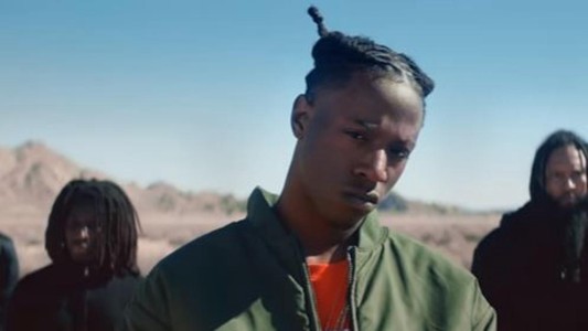 El rapero que tuvo que cancelar tres shows porque vio el eclipse sin anteojos