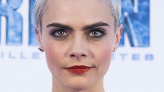 Las cejas onduladas, la nueva moda de las chicas que arrasa en Instagram