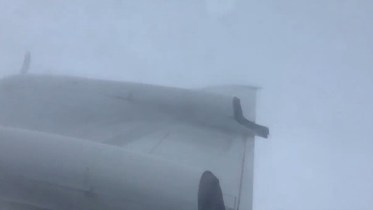 Video: Así es volar en medio del huracán Irma