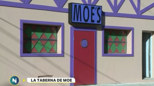 ¿Los Simpsons en el conurbano?: hicieron una réplica del Bar de Moe en Ituzaingó