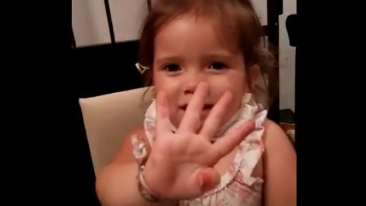 El video de una nena con cáncer que conmueve al país