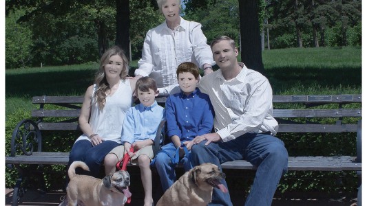 Una familia encargó una sesión de fotos y el increíble resultado se volvió viral