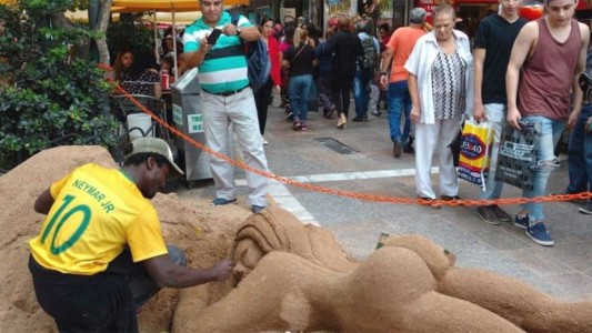 La escultura inspirada en Sol Pérez que se viralizó en las redes