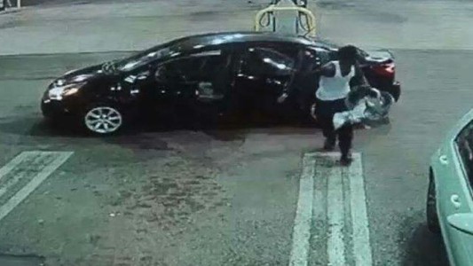 La increíble reacción de un ladrón que se robó un auto con un bebé a bordo