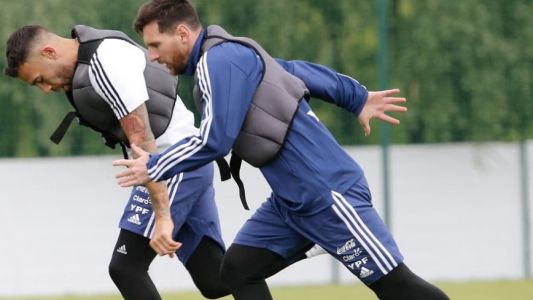 Entrenamiento de la selección argentina en un "campamento blindado" de Rusia