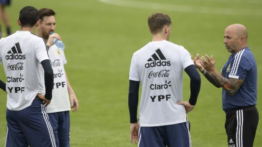 Un equipo, dos esquemas: Sampaoli define el equipo contra Islandia