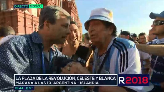 Banderazo: los hinchas argentinos coparon Moscú