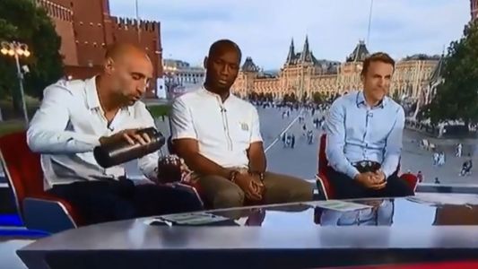 El desopilante video de Zabaleta explicando que es el mate en la TV inglesa