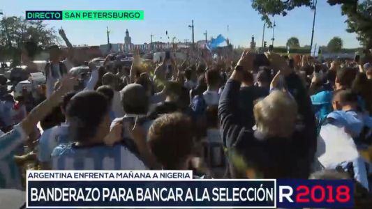 Banderazo argentino en San Petesburgo para alentar a la Selección
