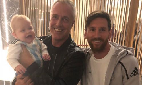 ¿Se convierte en cábala?: la foto de Mirko y Marley con Messi que le dio suerte a la Selección