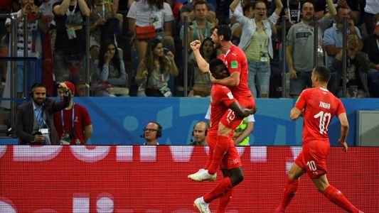 Suiza empató con Costa Rica y se enfrentará a Suecia en octavos