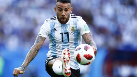 Otamendi le agradeció a todos menos a Sampaoli