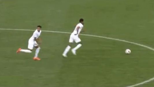 El "juego limpio" de Inglaterra: intentó hacer un gol en pleno festejo croata