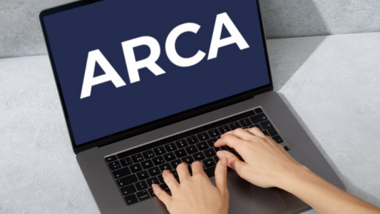 ARCA elimina la actualización semestral de pisos para informar movimientos bancarios y bursátiles