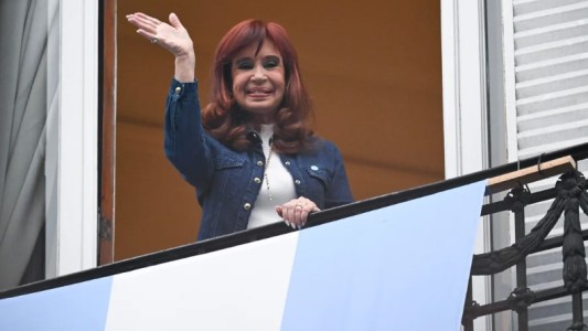 “Me enoja que el amor y agradecimiento tengan tanta mala suerte”, dijo Cristina Kirchner sobre la muerte de un militante