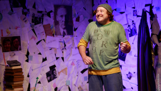 "La lengua es un músculo, pero el lenguaje es un virus"