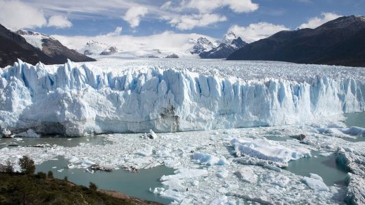 El oficialismo logró aprobar la reforma a la ley de Glaciares en el Senado y el Gobierno estalló en euforia
