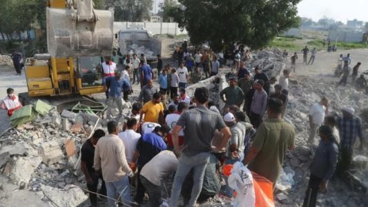 Bombardeo en Irán: hay más de 200 muertos, entre ellos unos 40 niños