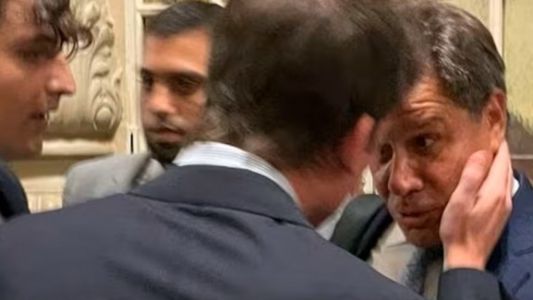 Confirman el sobreseimiento de Santiago Caputo en la causa por amenazas iniciada por Facundo Manes