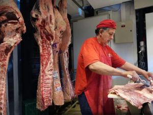 La carne subió 10% en marzo y recarga el IPC, como en febrero